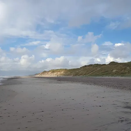 6 Person In Apartament *