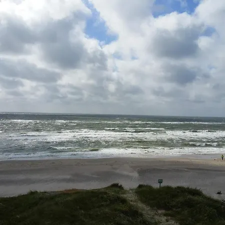 6 Person In Apartament *