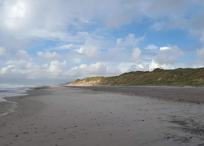 6 Person In Apartment *